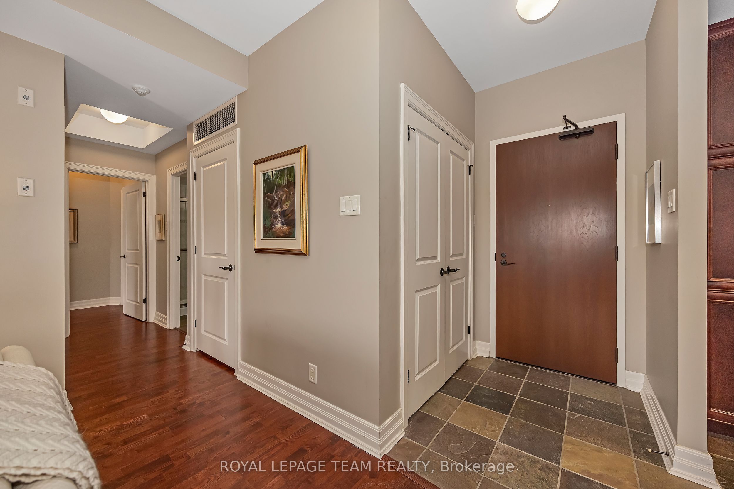 Additional image 6 of 509-320 Mcleod Street, Ottawa, ON, K2P 1A3