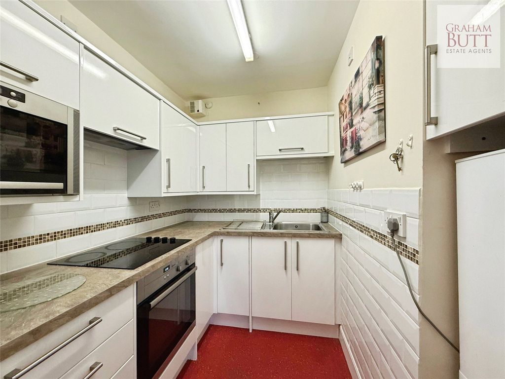 Additional image 13 of 1 bed flat for saleWinterton Lodge, Goda Road, Littlehampton, West Sussex BN17