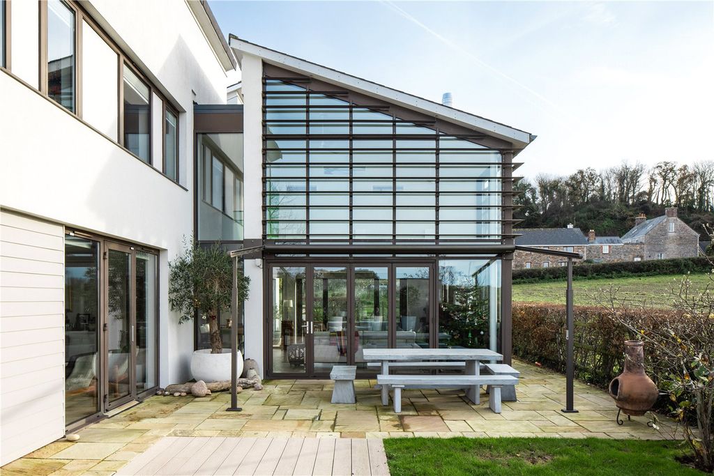 Additional image 15 of 6 bed detached house for saleLa Rue Du Coin, St Clement, Jersey JE2