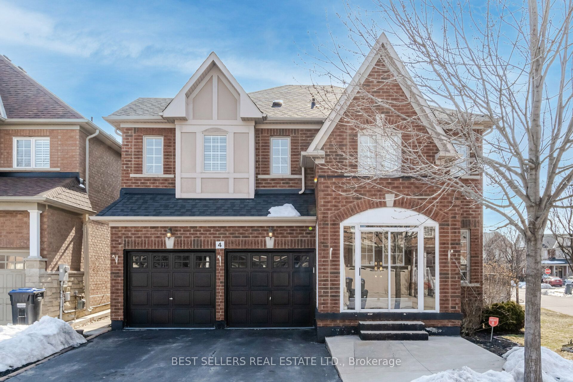 4 Beresford Crescent, Brampton, ON, L6P 2M3