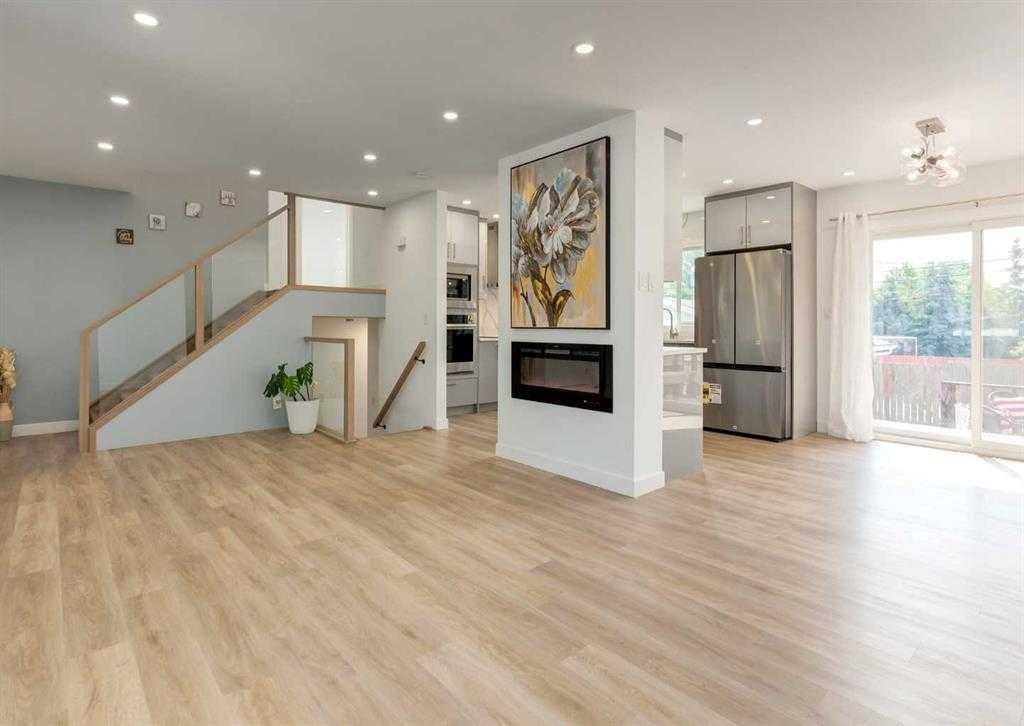 Additional image 2 of 4216 Brisebois Drive NW, Calgary, AB, T2L 2E7