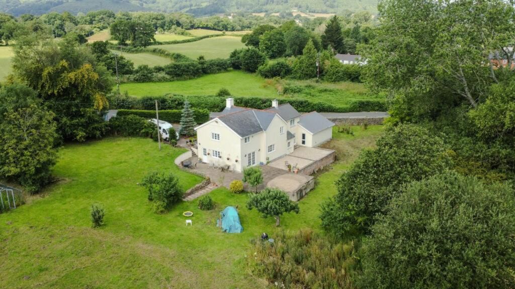 Additional image 3 of 4 bed detached house for saleAbergavenny Road, Pontypool NP4