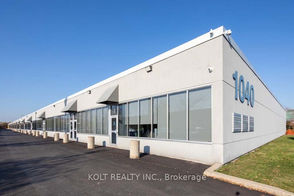 18-1040 Martin Grove Road, Toronto, ON, M9W 4W4