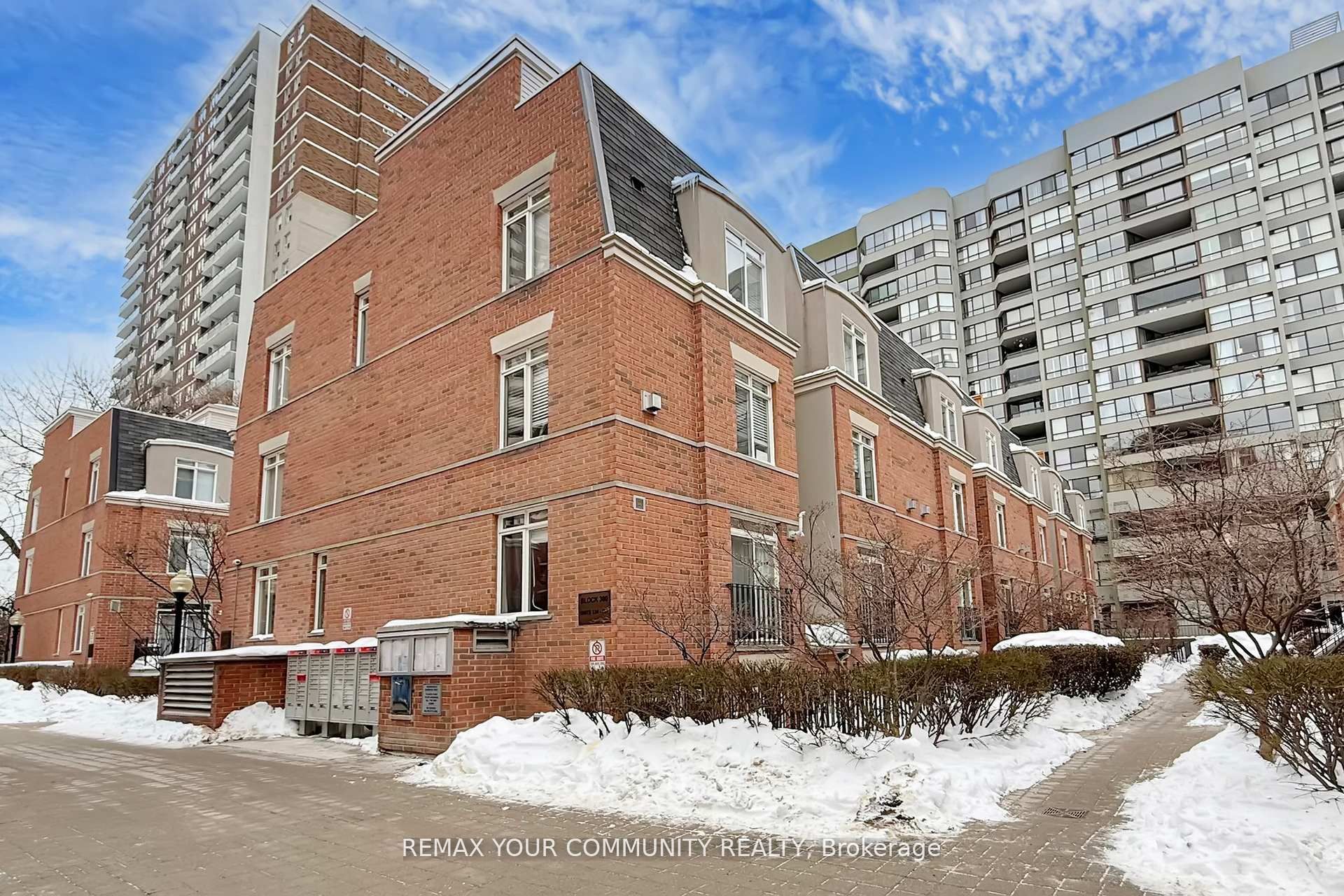 124-415 Jarvis Street, Toronto, ON, M4Y 3C1
