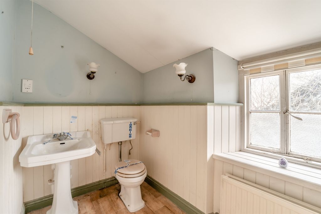 Additional image 17 of 4 bed end terrace house for saleTwyn Square, Usk, Monmouthshire NP15