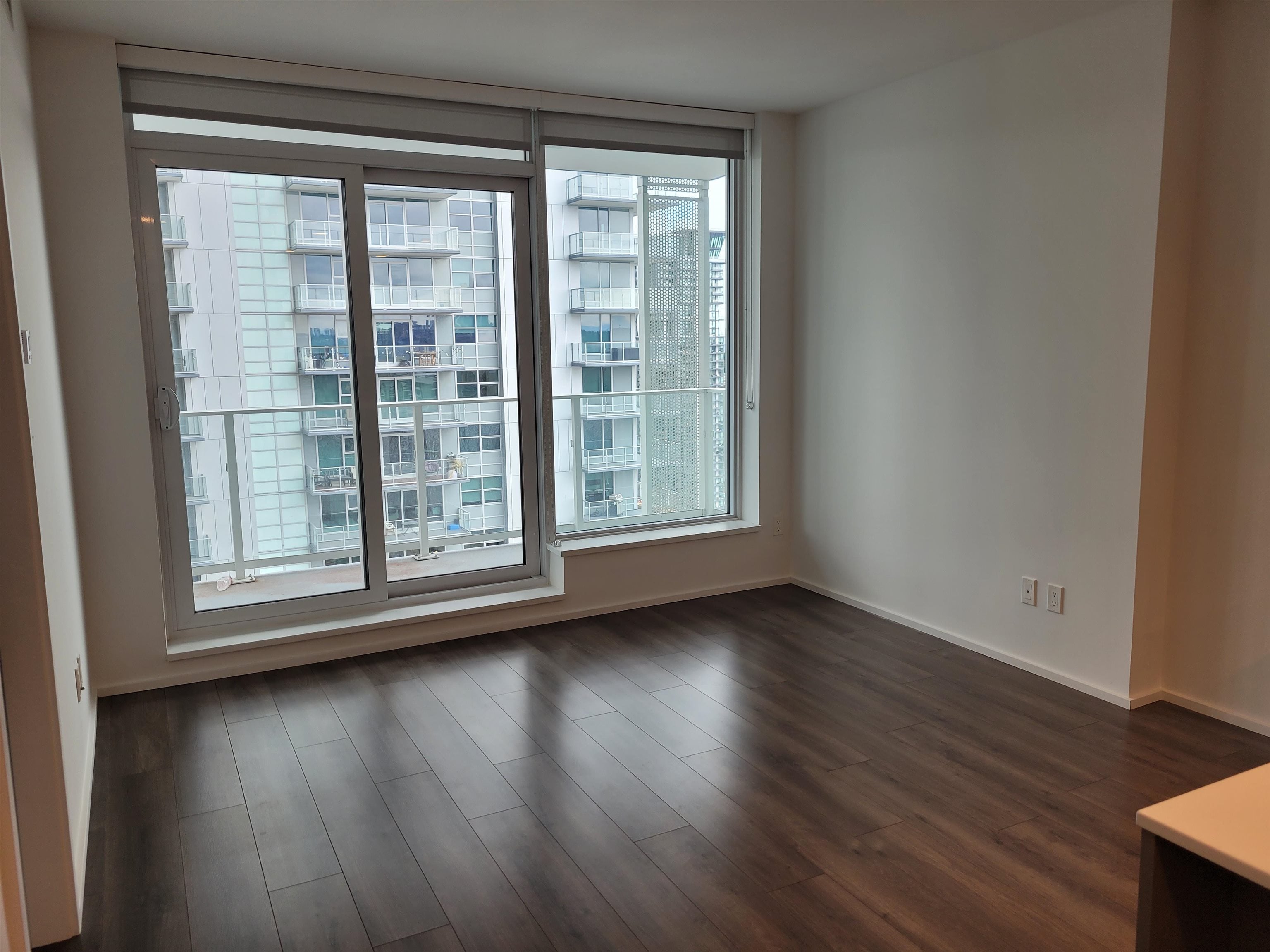 Additional image 2 of 2104-3833 Evergreen Place, Burnaby, BC, V3J 0M2