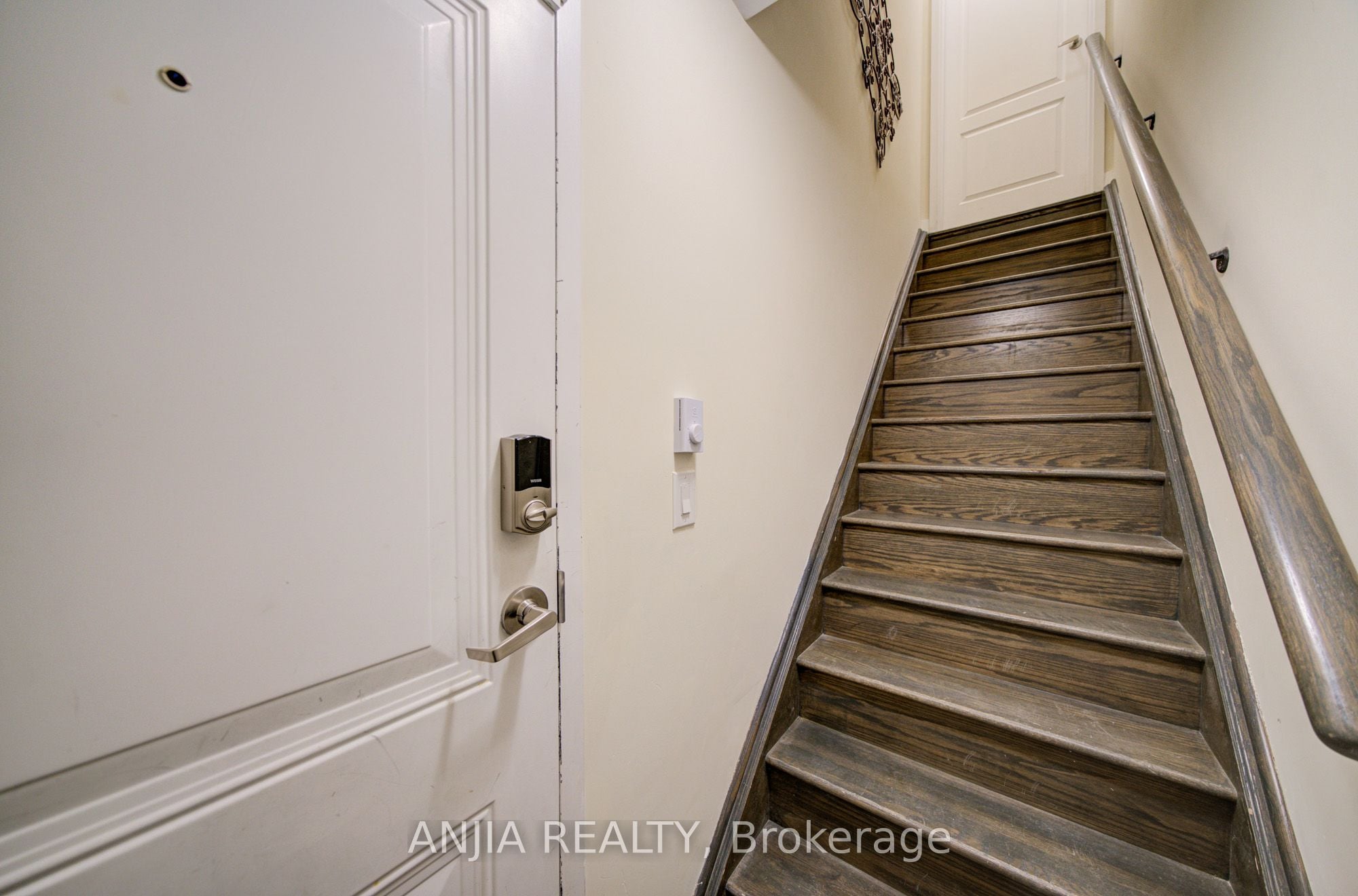 Additional image 3 of 2209-10 Westmeath Lane, Markham, ON, L6B 1N5