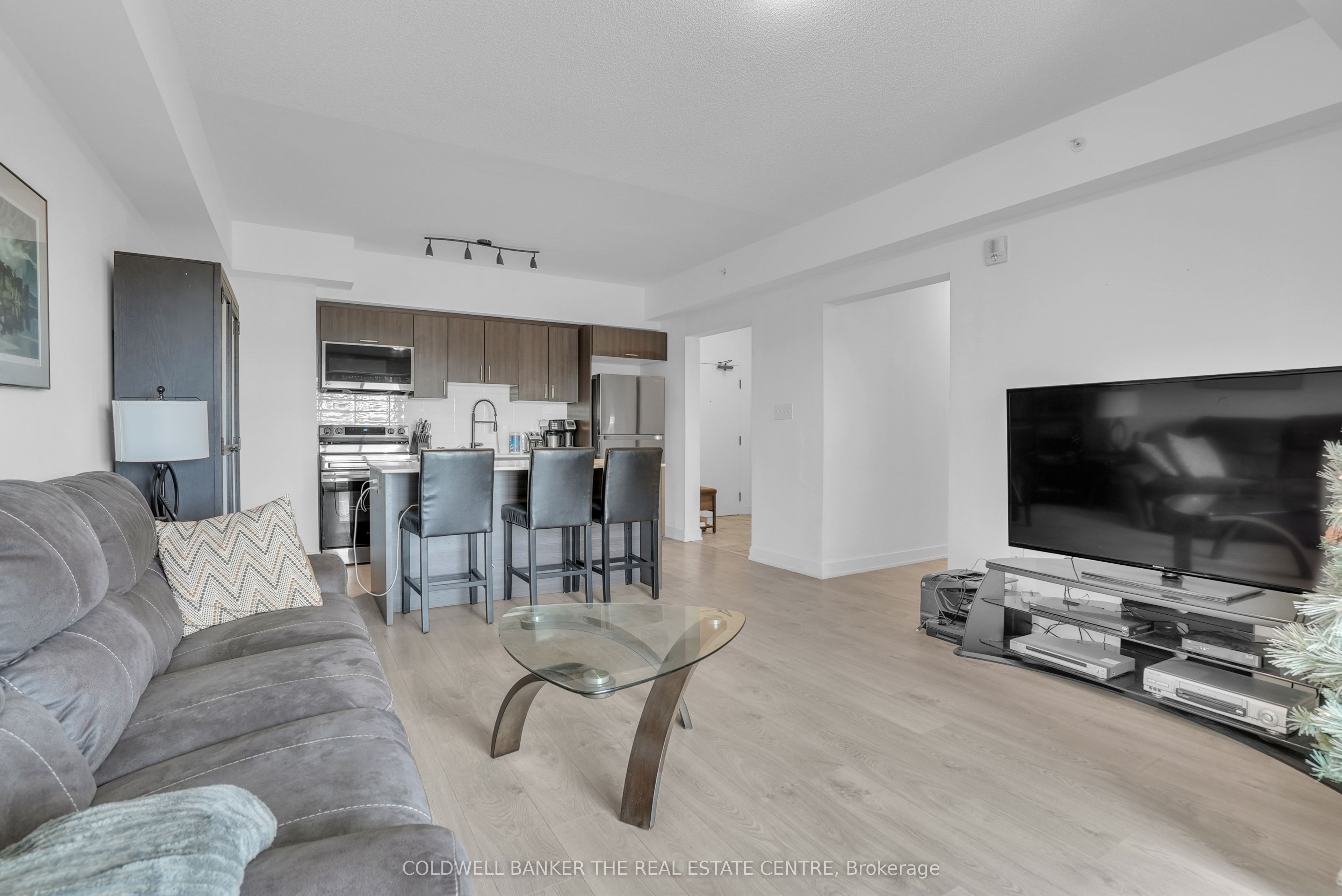 Additional image 5 of 512-5 Chef Lane, Barrie, ON, L9J 0J8
