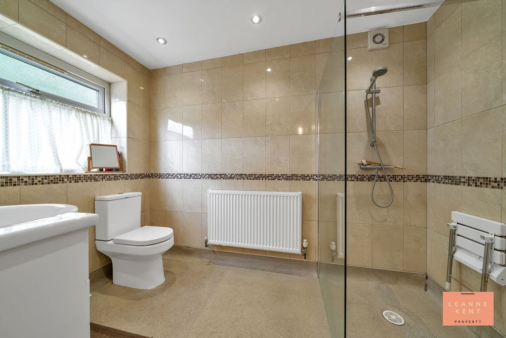 Additional image 4 of 5 bed detached bungalow for salePontypandy Lane, Caerphilly CF83