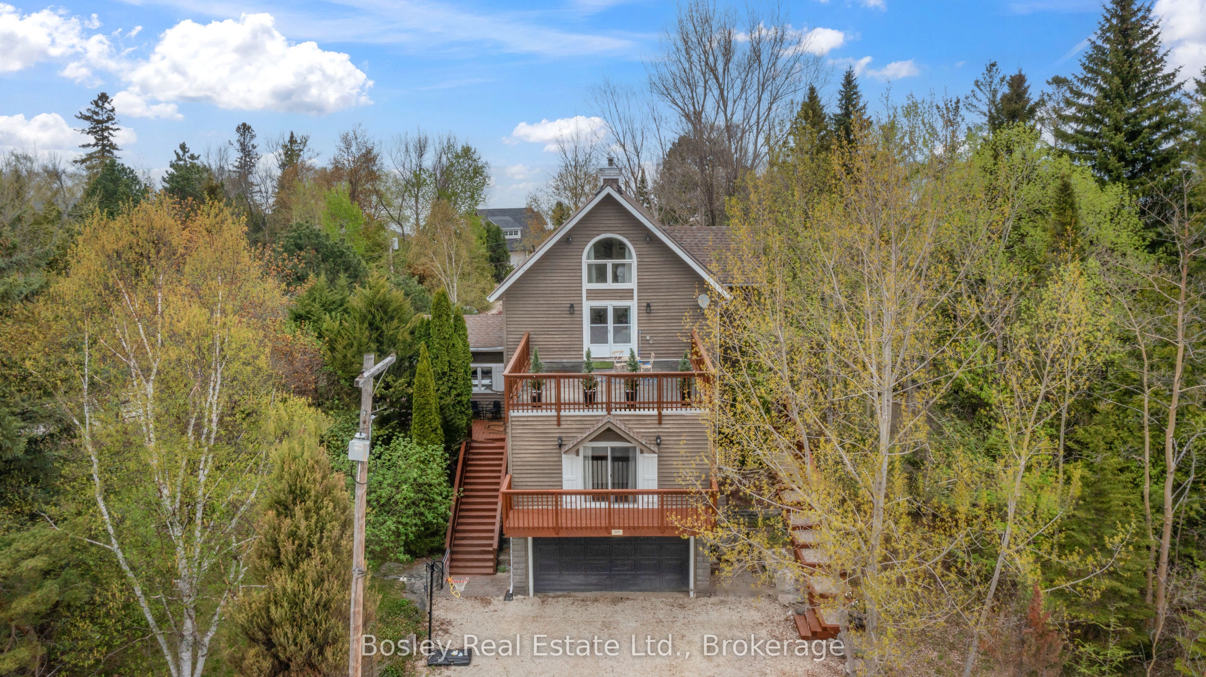 169 Lakewood Drive, Blue Mountains, ON, N0H 2P0
