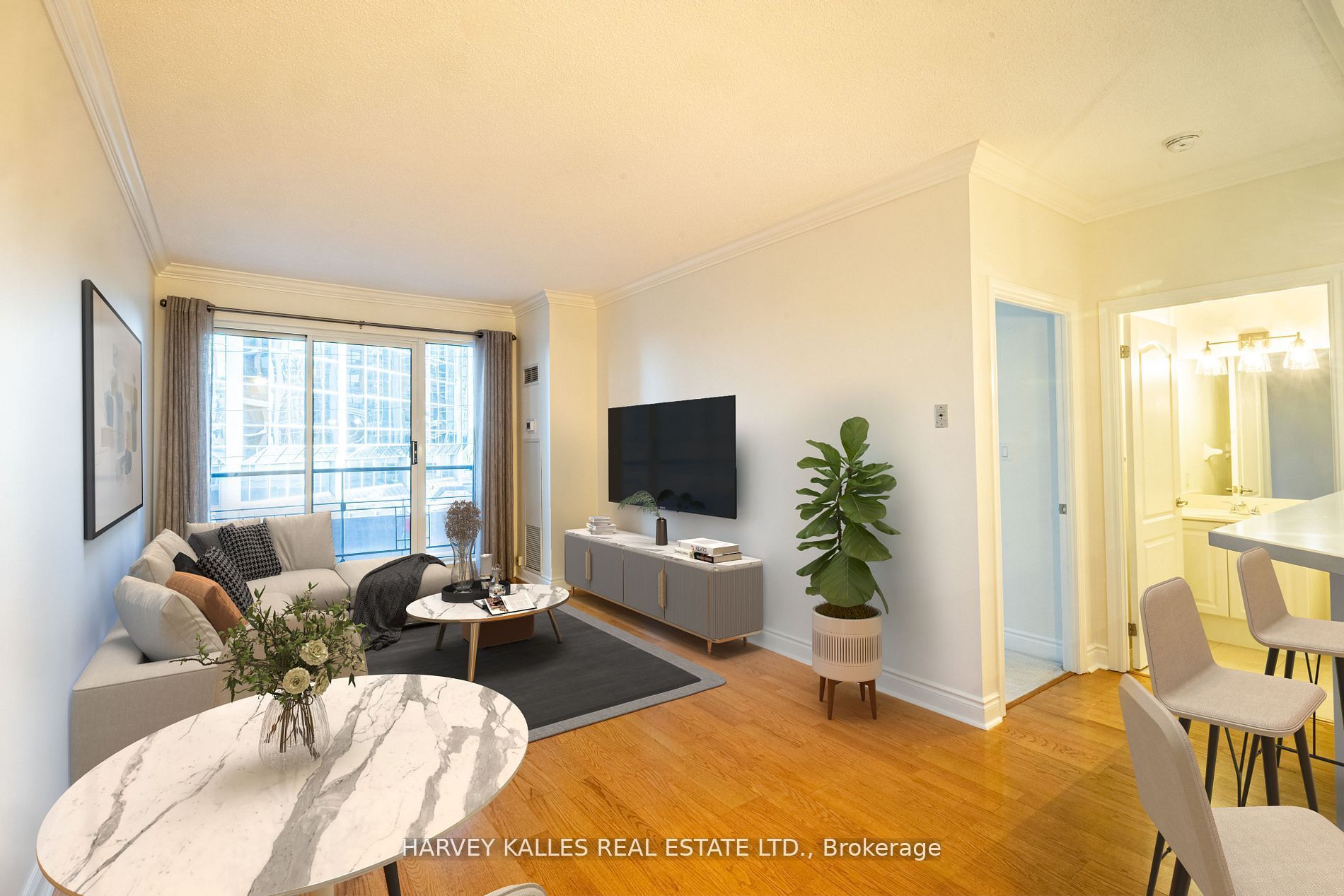 412-2 Aberfoyle Crescent, Toronto, ON, M8X 2Z8 photo 2