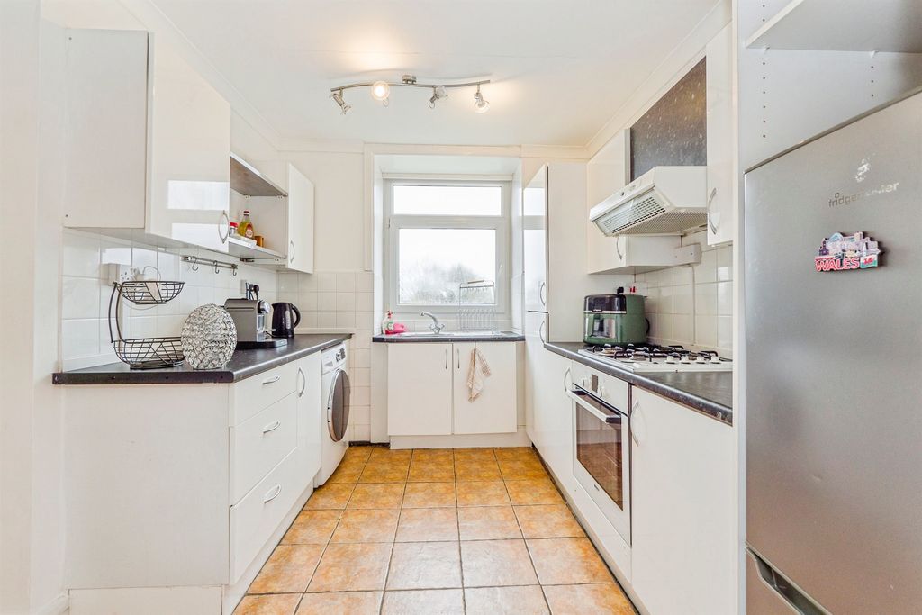 Additional image 12 of 2 bed flat for saleFairwood Road, Cardiff CF5