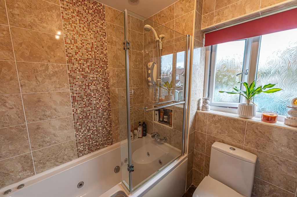 Additional image 28 of 4 bed detached house for saleHeronston Close, Undy NP26