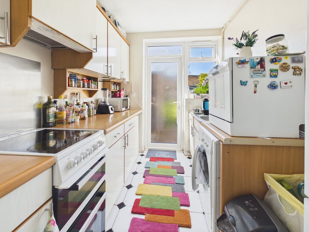Additional image 3 of 2 bed terraced house for saleWentworth Avenue, Slough, Berkshire SL2