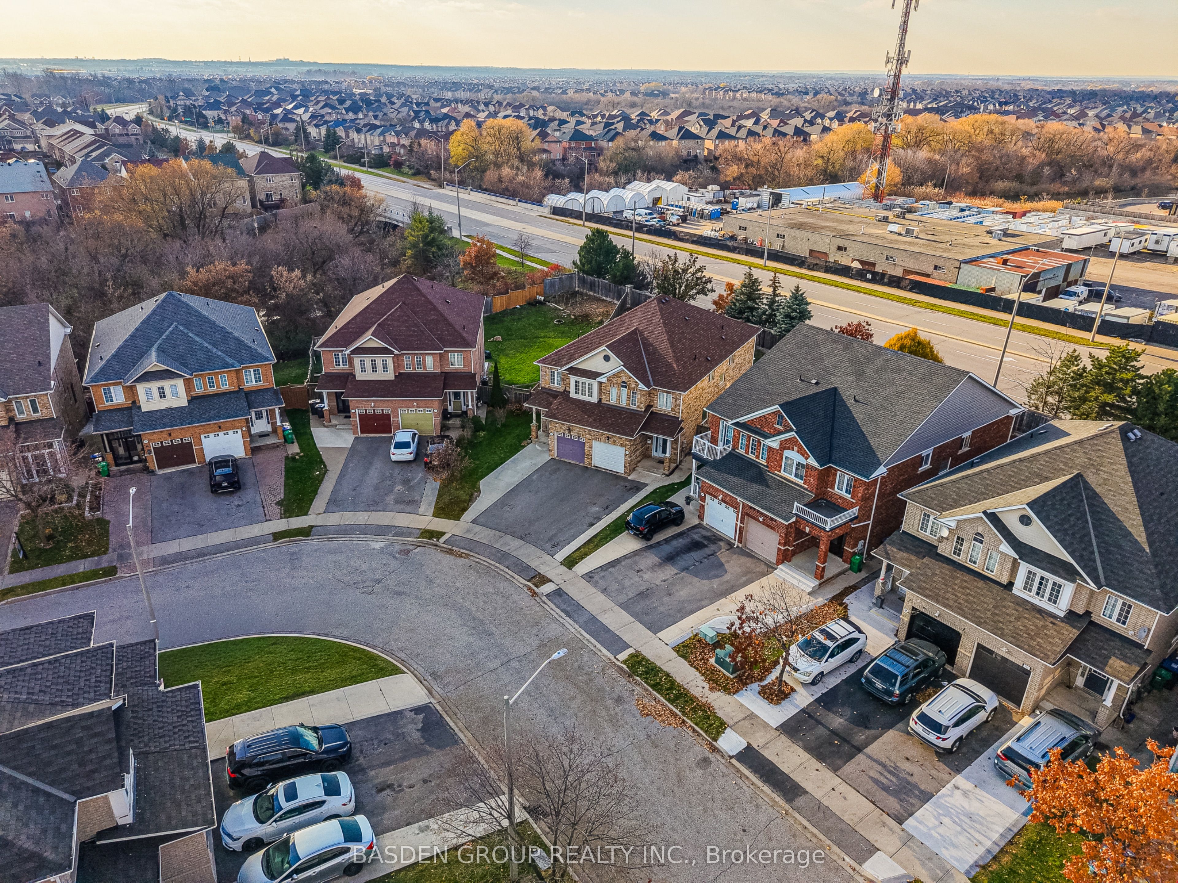 Additional image 2 of 101 Eastview Gate, Brampton, ON, L6P 2G7