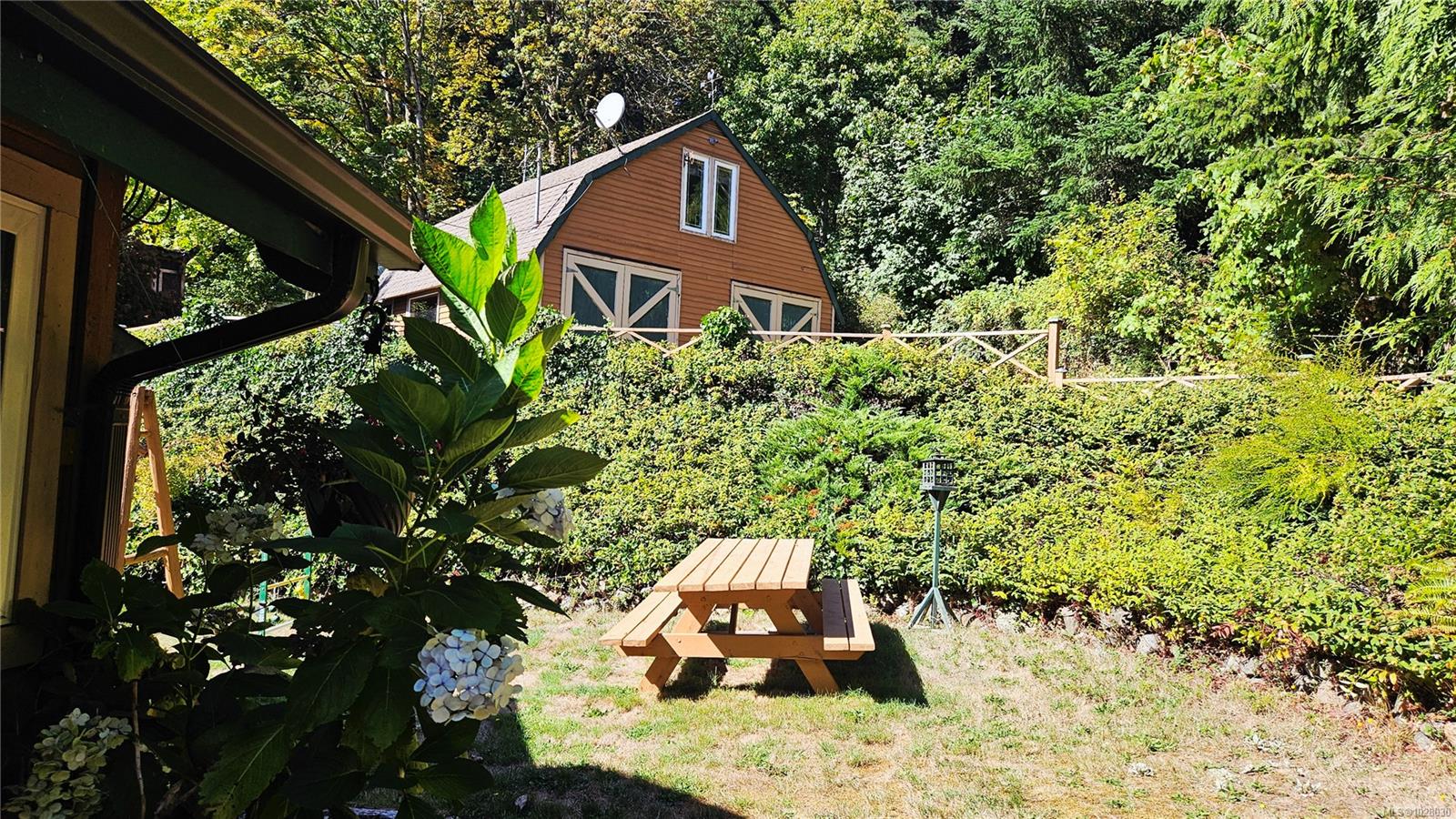 Additional image 6 of 5162 Sooke Road, Sooke, BC, V9Z 0E3