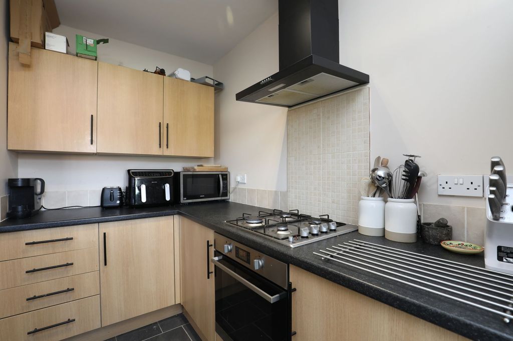 Additional image 3 of 3 bed semi-detached house for saleChard Avenue, Llanrumney CF3