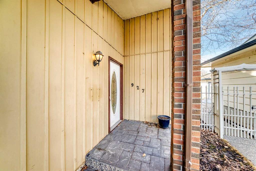 Additional image 5 of 927 Midridge Drive SE, Calgary, AB, T2X 1H5