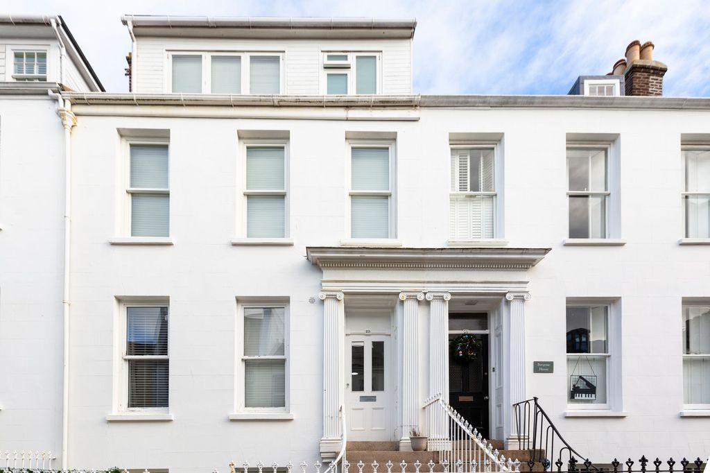 Additional image 12 of 1 bed flat for saleChevalier Road, St. Helier JE2