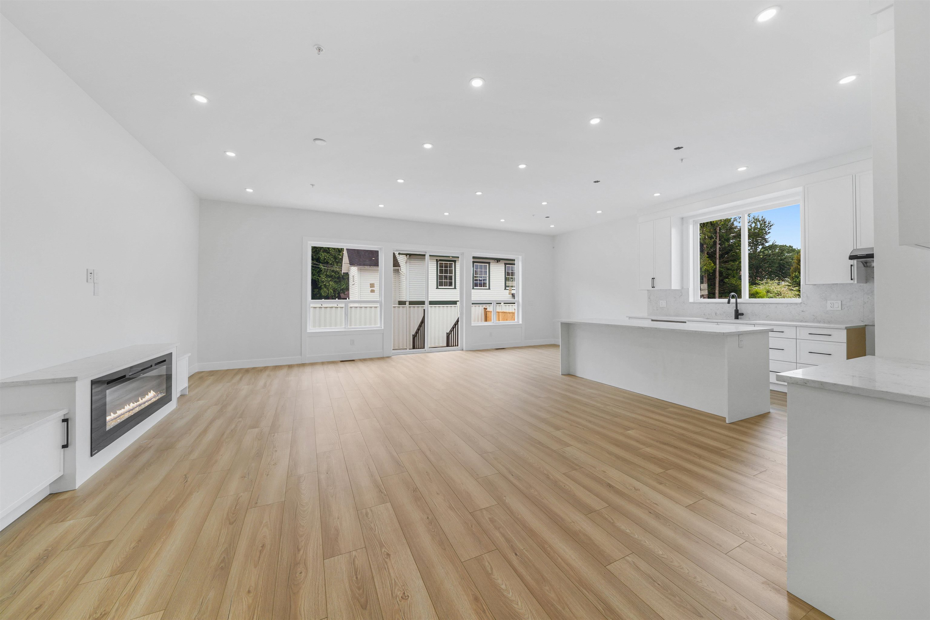Additional image 5 of 19098 Doerksen Drive, Pitt Meadows, BC, V3Y 2C4
