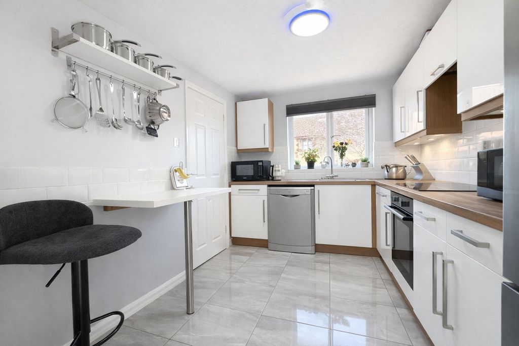 Additional image 10 of 4 bed detached house for saleKember Close, Cardiff CF3