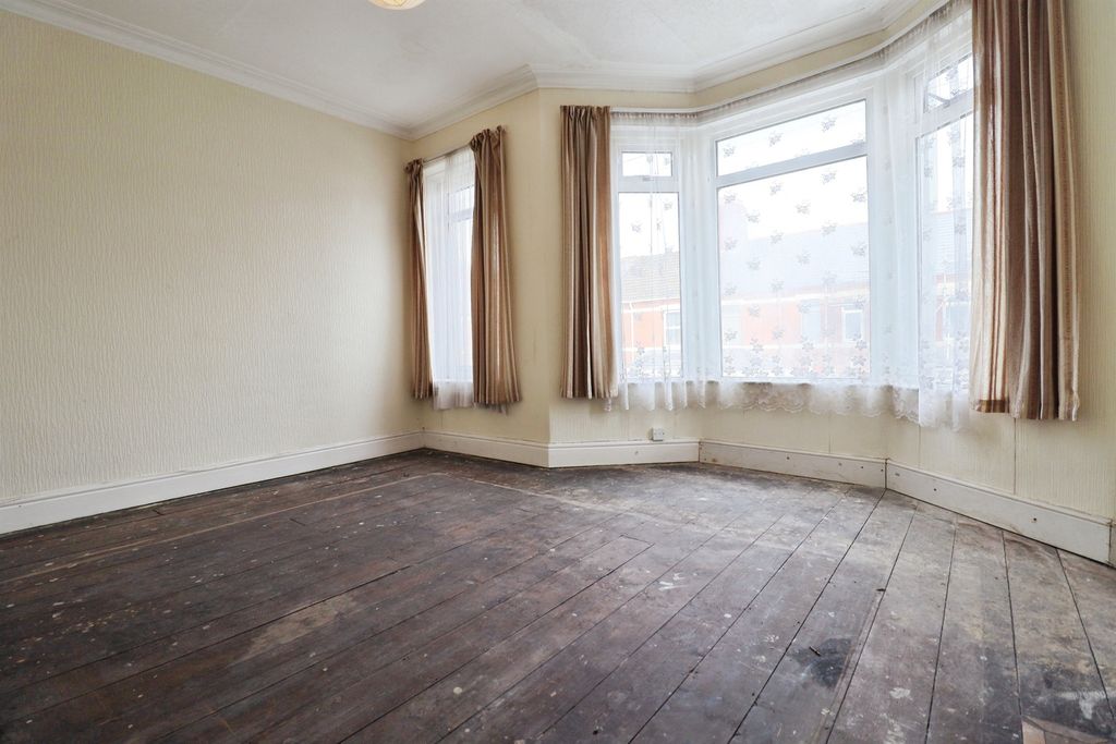 Additional image 2 of 3 bed terraced house for saleManor Street, Cardiff CF14