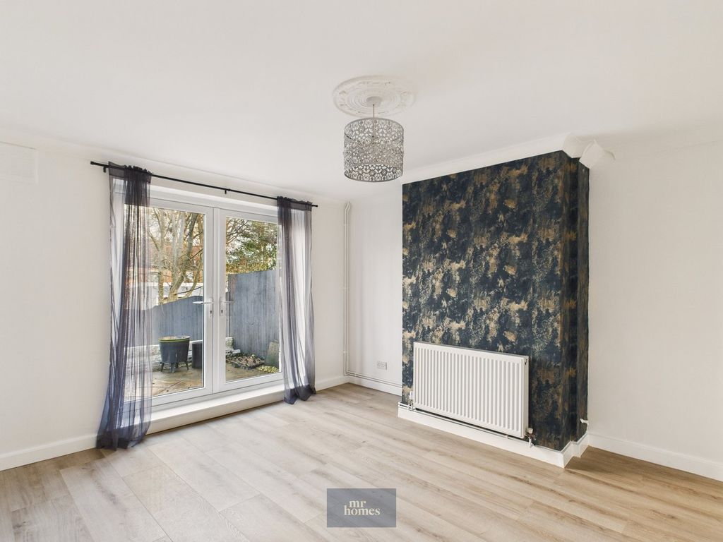 3 bed semi-detached house for saleArcher Road, Ely, Cardiff CF5 photo 3