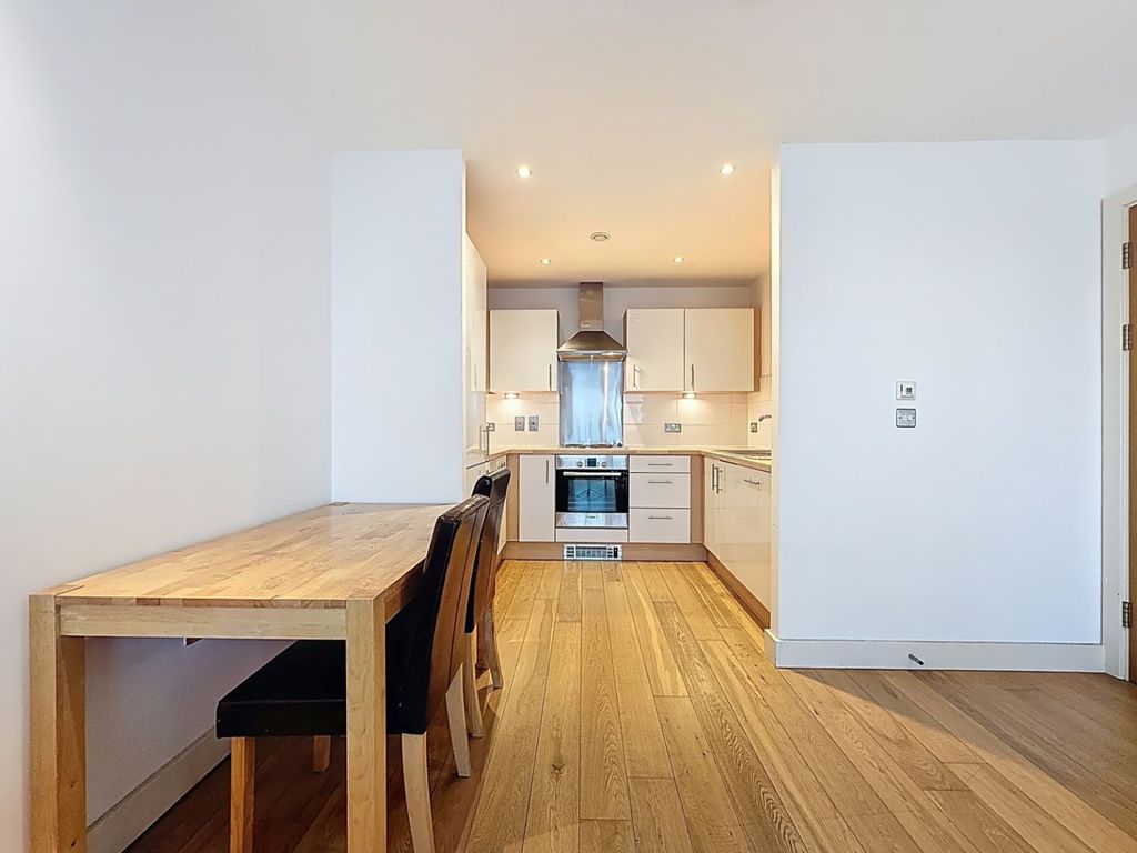 Additional image 11 of 2 bed flat for saleBute Terrace, Cardiff CF10