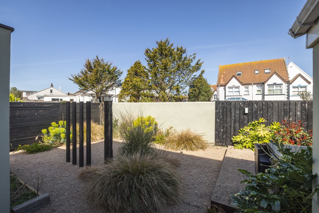 Additional image 18 of 3 bed semi-detached house for saleWillow Grove Green Road, St. Clement, Jersey JE2