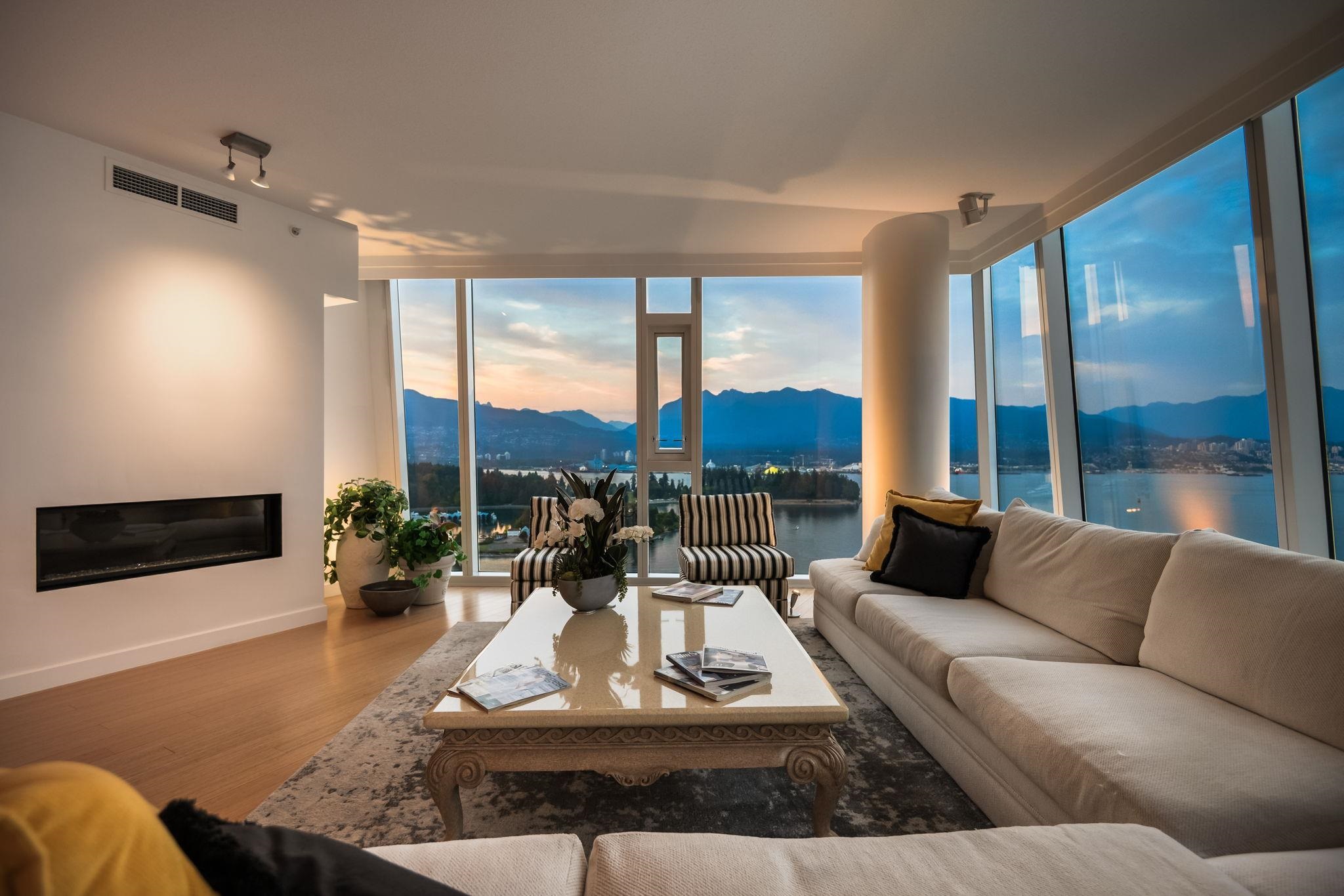 2502-1233 Cordova Street W, Vancouver, BC, V6C 3R1
