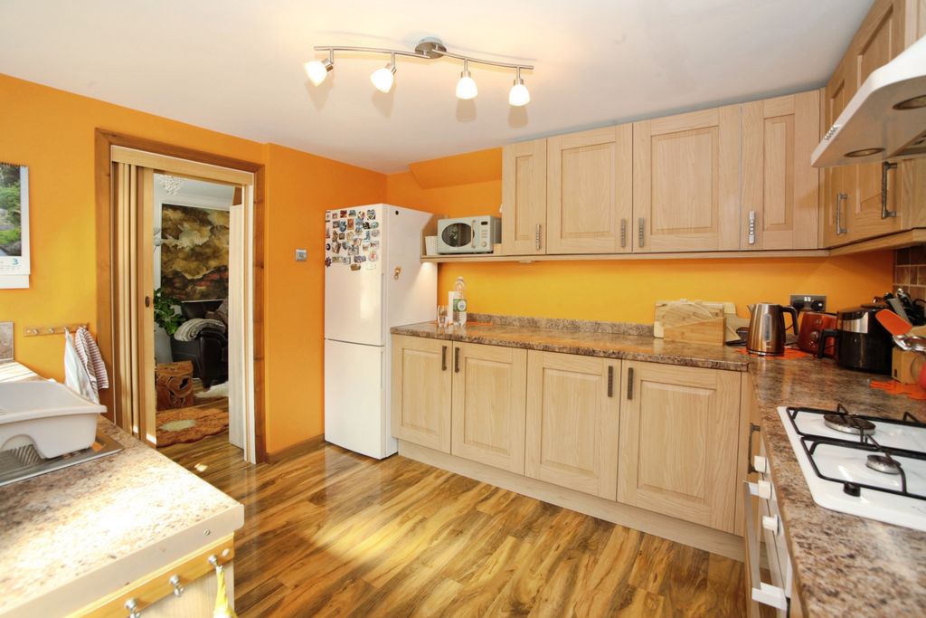 Additional image 8 of 3 bed semi-detached house for saleBroadwood Close, Newport NP19