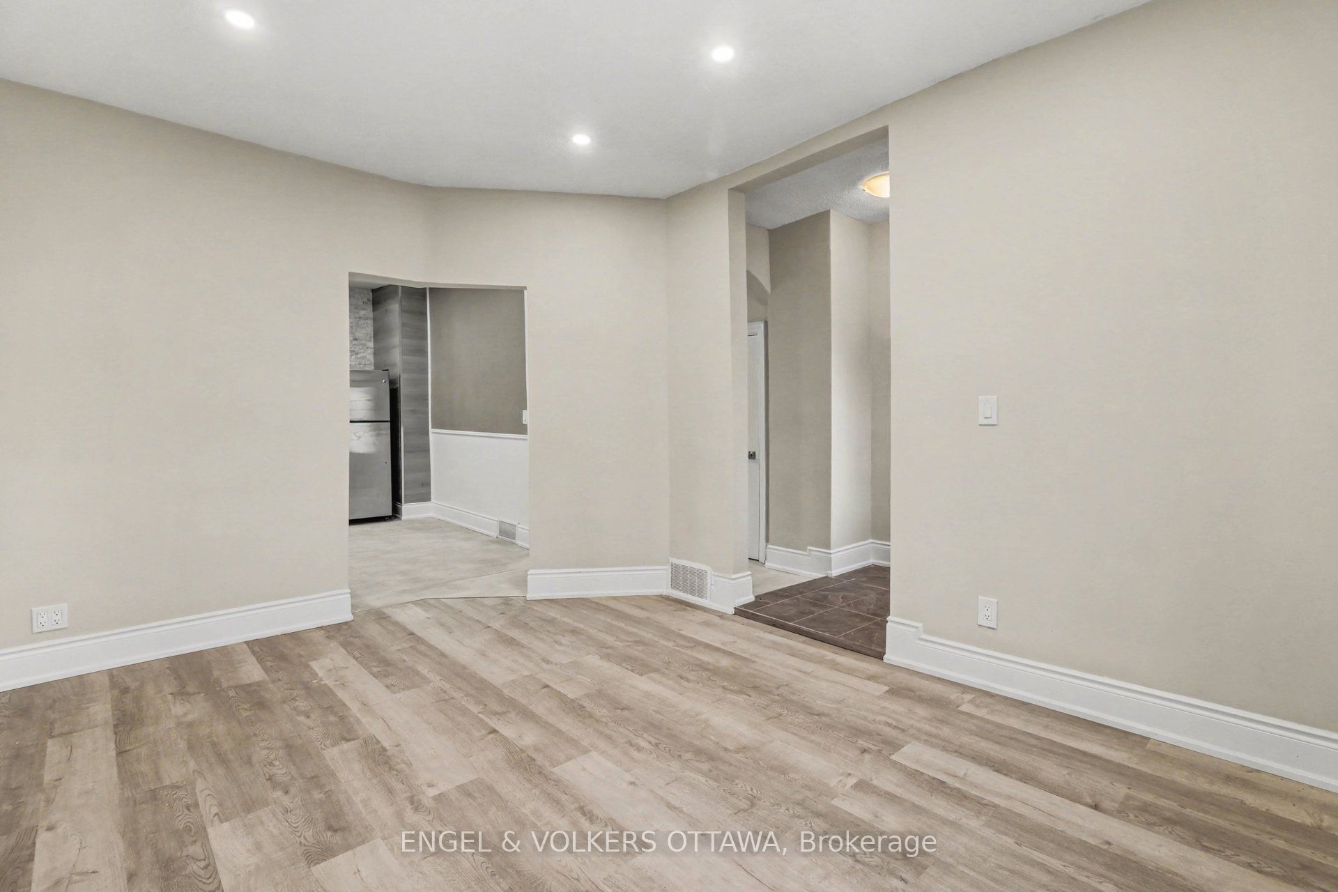 Additional image 4 of 176 Arlington Avenue, Ottawa, ON, K1R 5S7