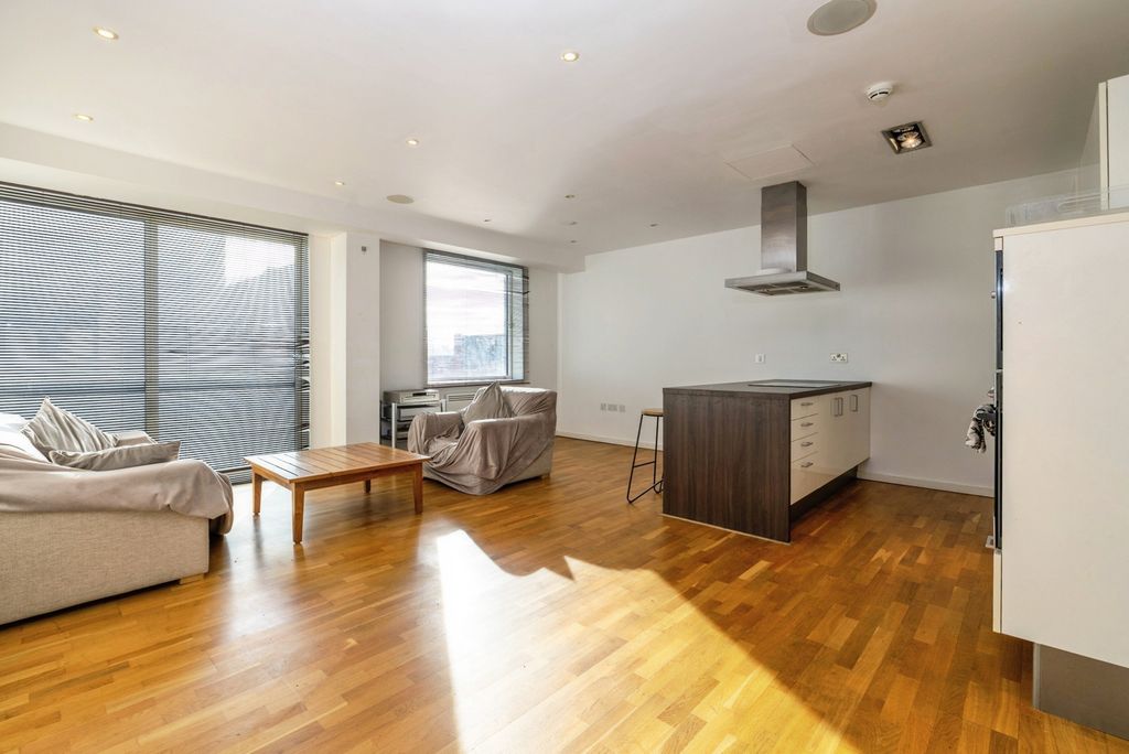 Additional image 7 of 2 bed flat for saleBrayford Street, Lincoln, Lincolnshire LN5