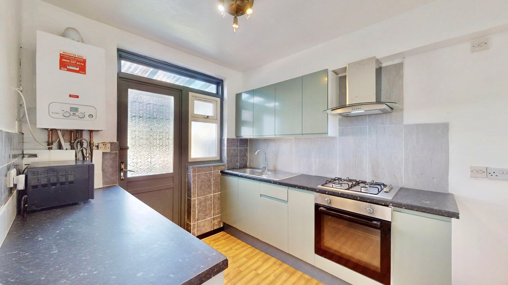 Additional image 19 of 4 bed terraced house for saleSummit Close, London NW9