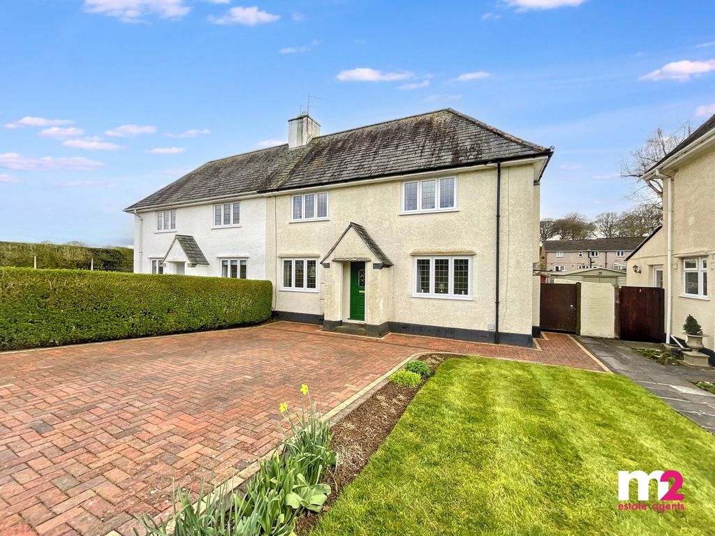 3 bed semi-detached house for saleWest Road, Monkswood, Usk NP15