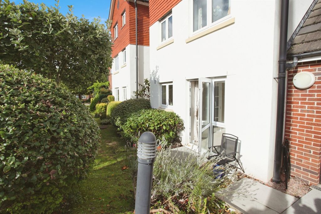 Additional image 11 of 1 bed flat for saleFidlas Road, Llanishen, Cardiff CF14