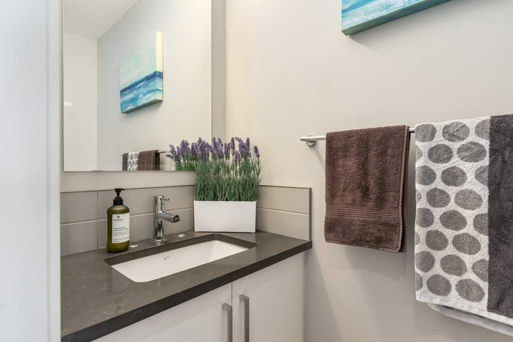 Additional image 5 of 203-2717 17 Street SW, Calgary, AB, T2T 4N4