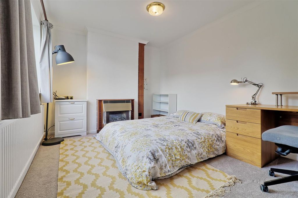 Additional image 8 of 4 bed semi-detached house for saleIzaak Walton Way, Cambridge CB4
