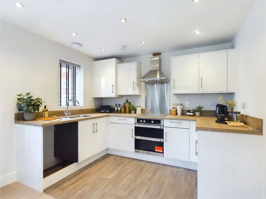 Additional image 3 of 2 bed flat for salePlot 14 Pine Grove, Trimley St. Mary, Felixstowe, Suffolk IP11