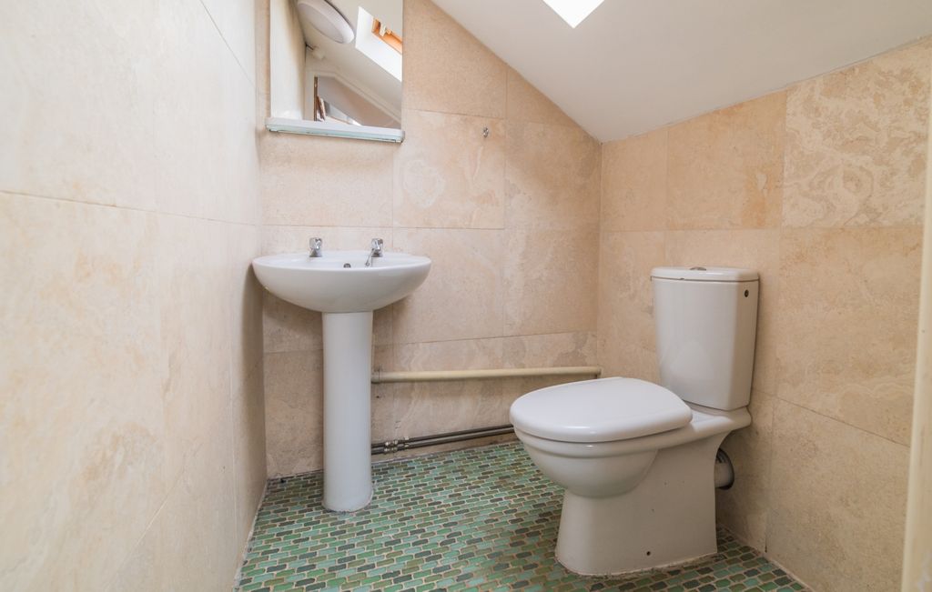Additional image 20 of 2 bed flat for saleKimberley Road, Penylan CF23
