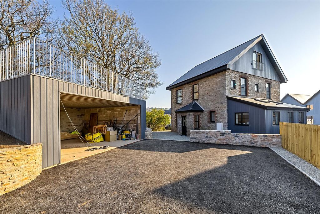 4 bed detached house for saleBoston Quay, Plymouth PL9