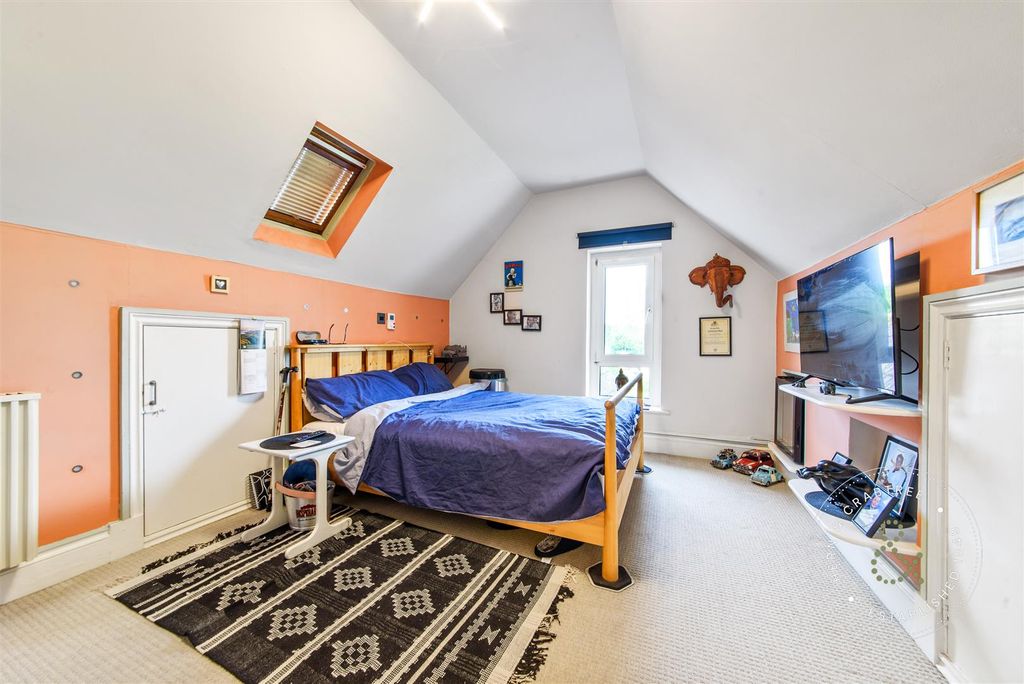 Additional image 9 of 3 bed flat for saleSilverton, Fairwater Road, Llandaff, Cardiff CF5