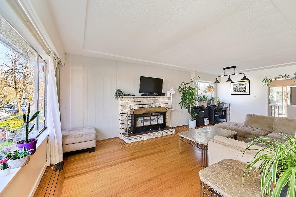 Additional image 4 of 50 37th Avenue E, Vancouver, BC, V5W 1E2