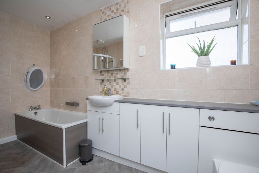 Additional image 24 of 3 bed semi-detached house for saleChard Avenue, Llanrumney CF3