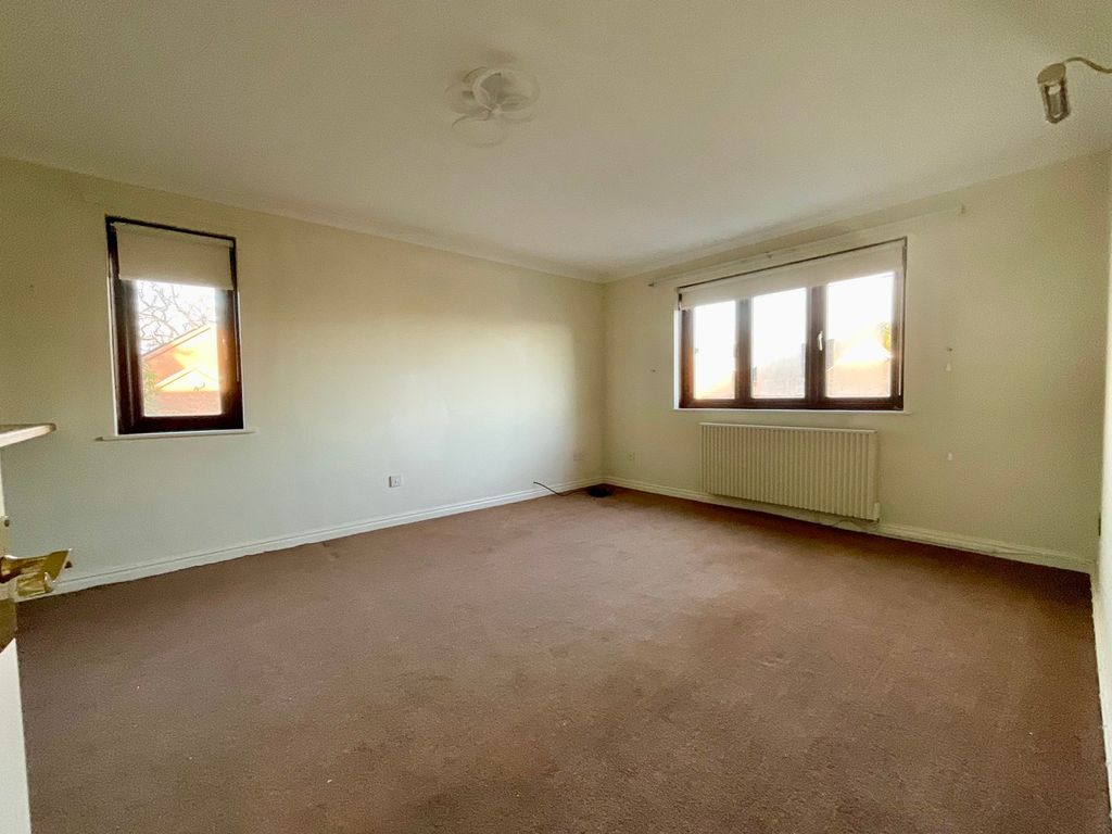 Additional image 4 of 1 bed flat for saleCaerleon Road, Ponthir, Newport NP18