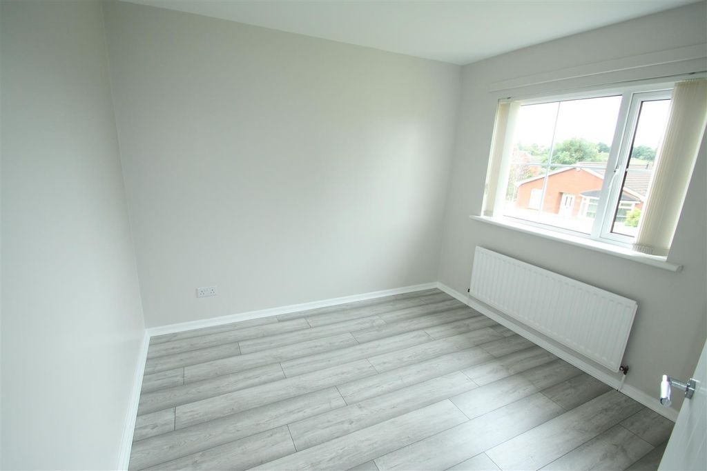 Additional image 8 of 3 bed semi-detached bungalow to rent48 Magowan Park, Hillsborough BT26