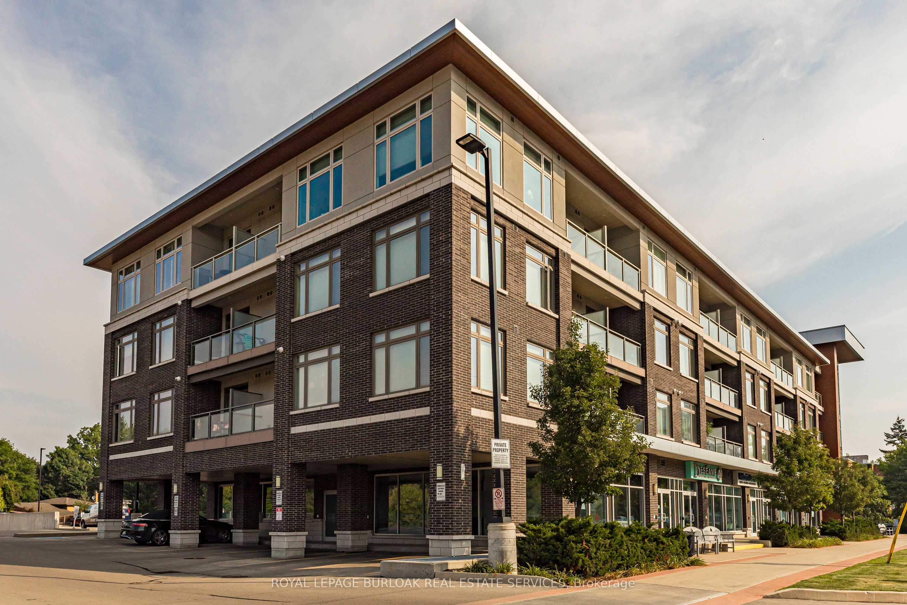224-457 Plains Road E, Burlington, ON, L7T 2E2
