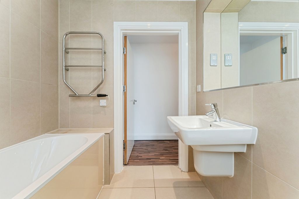Additional image 19 of 2 bed flat for salePepys Court, Cambridge, Cambridgeshire CB4