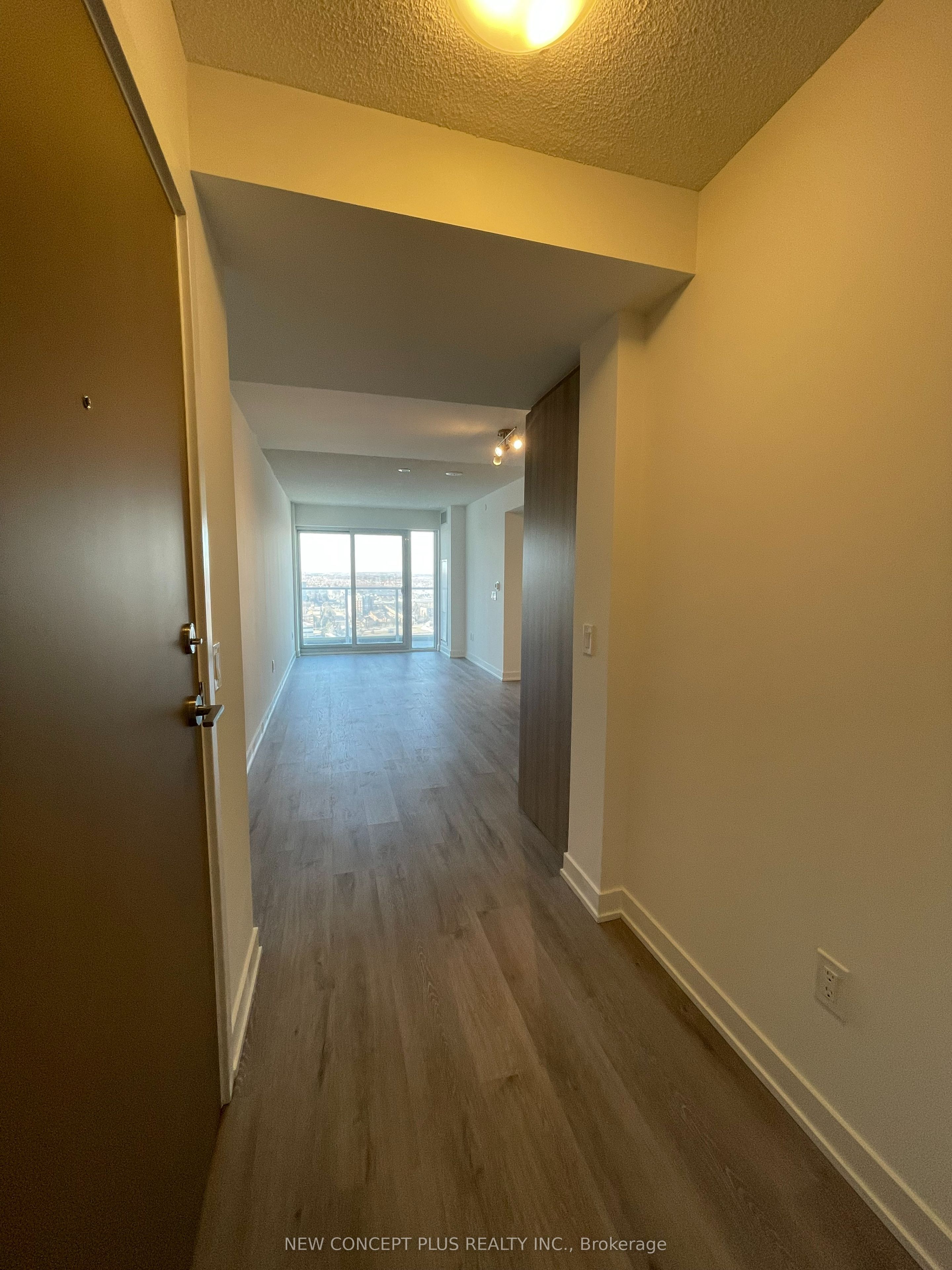 2102-1010 Sandy Beach Road, Pickering, ON, L1W 3V9 photo 3