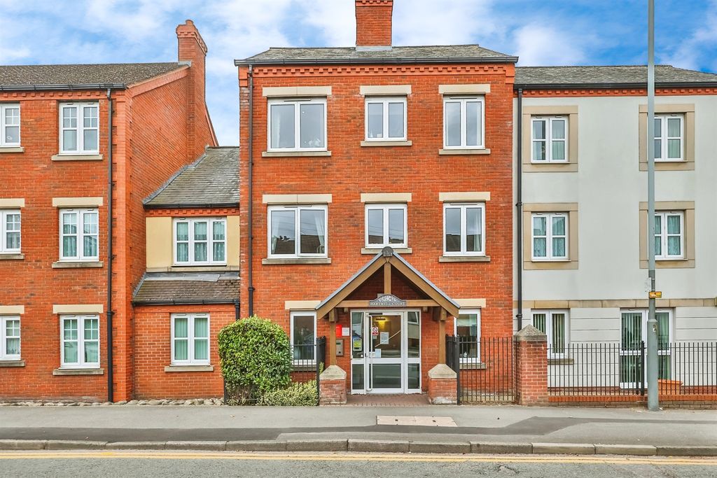 2 bed flat for saleChurch Street, Eastwood, Nottingham NG16